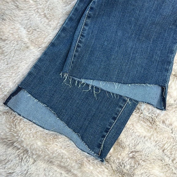 Seven7 | High Rise Cropped Fray Hem Denim | Size 16 NWT - Picture 9 of 15